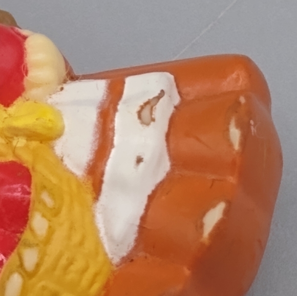 Russ Berrie Pilgrim Girl Thanksgiving Holiday Autumn Fall Brooch Pin Vintage - Picture 4 of 12